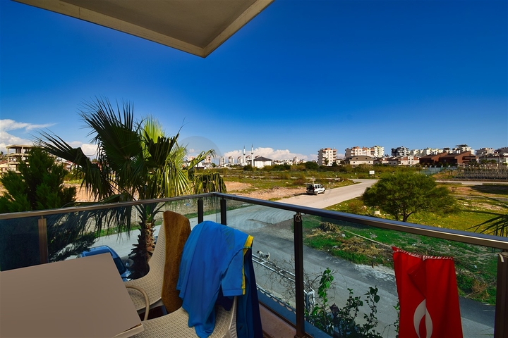 A 3+1 apartment in the Guzeloba - Antalya neighborhood 