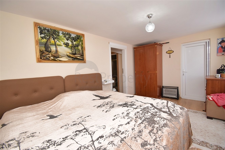 A 3+1 apartment in the Guzeloba - Antalya neighborhood 