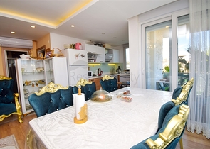 A 3+1 apartment in the Guzeloba - Antalya neighborhood 