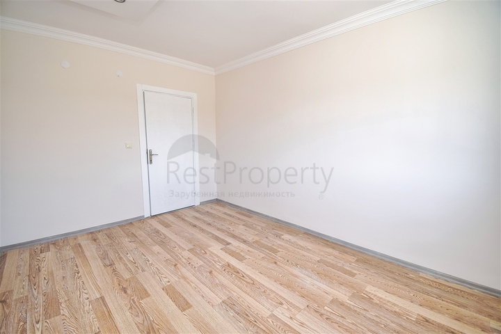 4+2 floor plan apartment in the area of Lara Antalya 