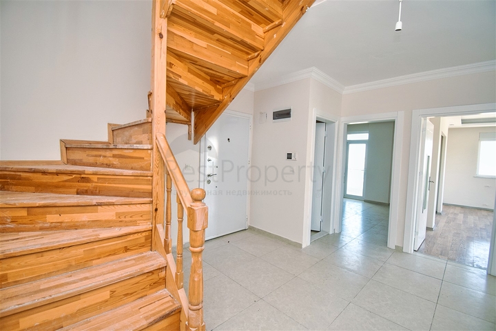 4+2 floor plan apartment in the area of Lara Antalya 