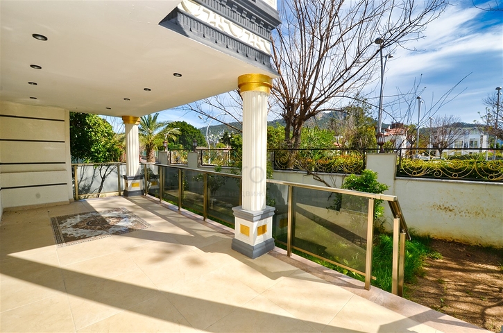 6+2 villa in Kemer - Antalya area 