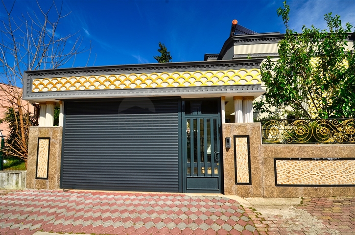 6+2 villa in Kemer - Antalya area 