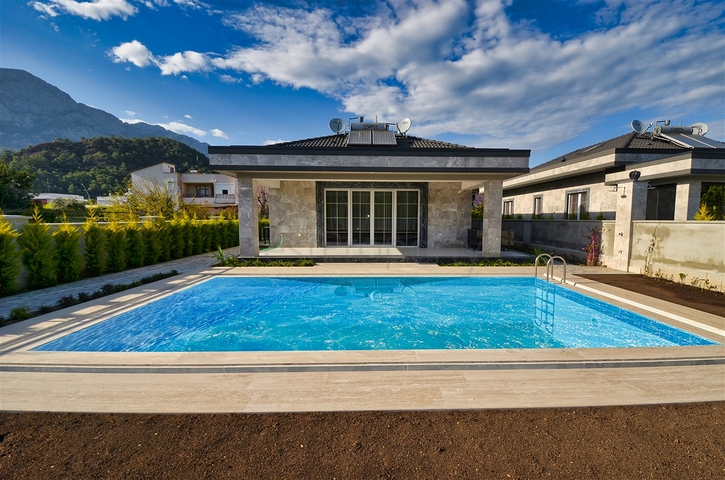 6+1 villa in Kemer - Antalya area 