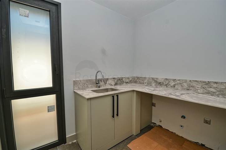 4+1 villa in Doshemealti - Antalya area