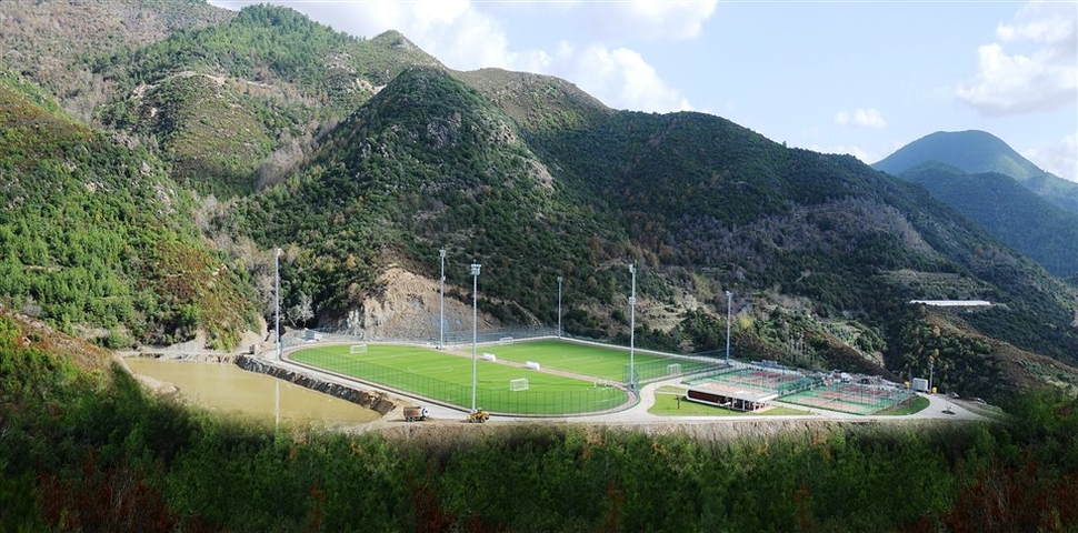 Luxury Apartment with direct sea views