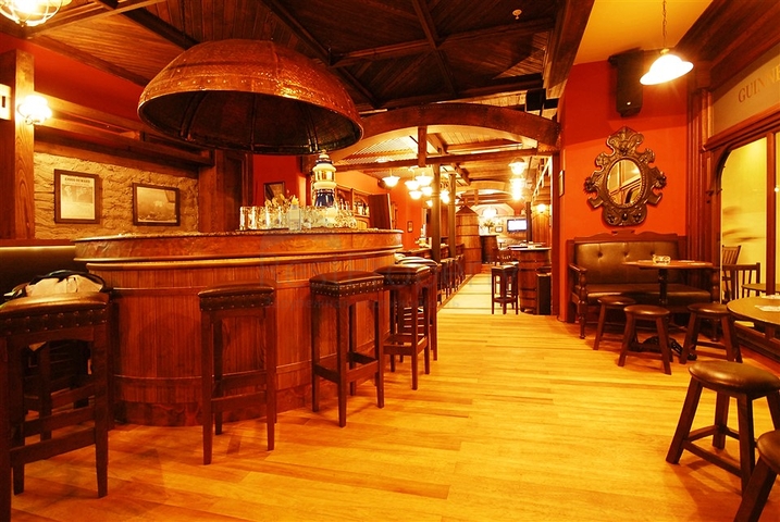 Luxury Apartment with direct sea views