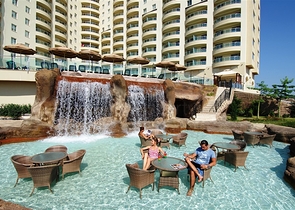 Luxury Apartment with direct sea views