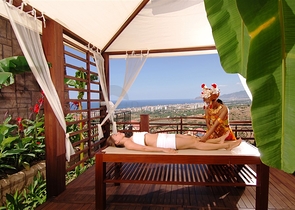 Luxury Apartment with direct sea views