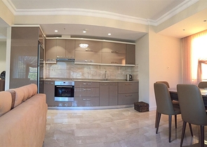 Luxury Apartment with direct sea views