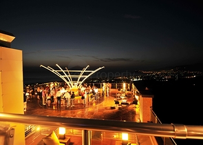 Luxury Apartment with direct sea views