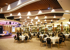 Luxury Apartment with direct sea views