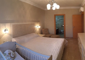 Luxury Apartment with direct sea views