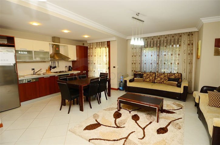 Apartment for rent in the center of Alanya on the first line