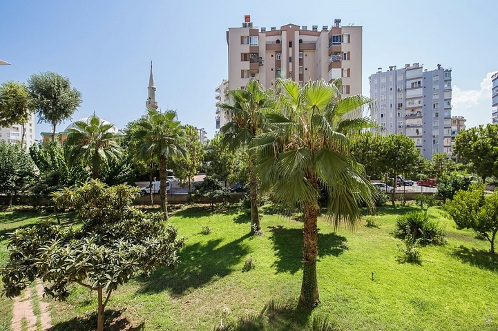Apartment 3+1 in a complex in the heart of Lara