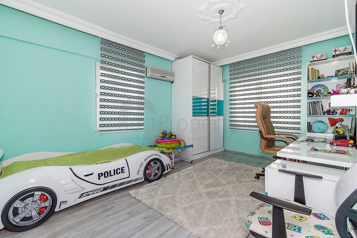 Apartment 3+1 in a complex in the heart of Lara