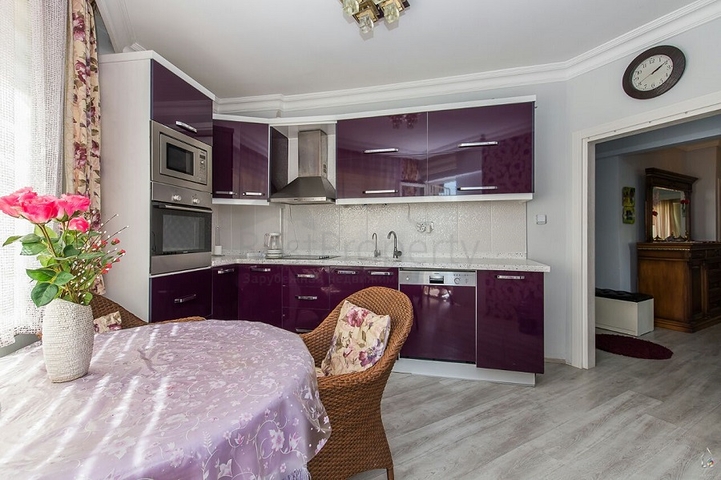 Apartment 3+1 in a complex in the heart of Lara