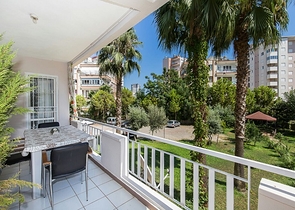 Apartment 3+1 in a complex in the heart of Lara