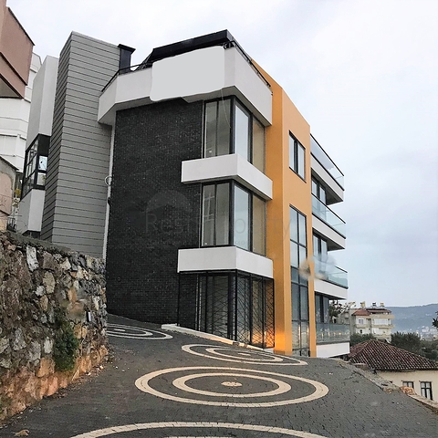 Apartments in a new complex in the center of Alanya!