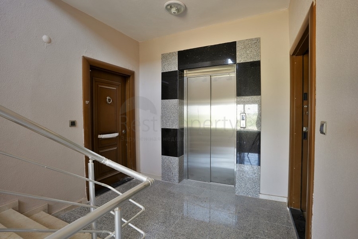 Ready 2 + 1 apartments in a complex in Dosemealti Antalya