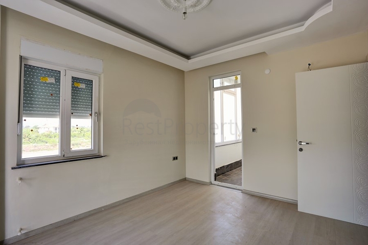 Ready 2 + 1 apartments in a complex in Dosemealti Antalya