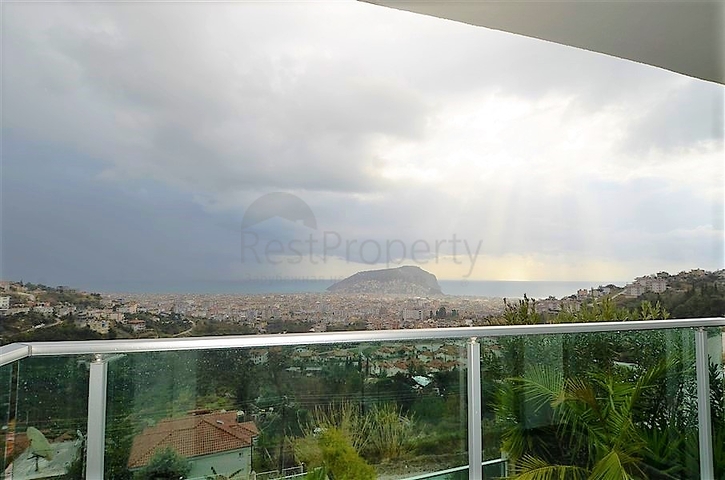 4+2 villa with a view of the historical fortress