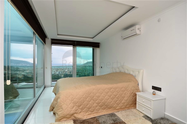 4+2 villa with a view of the historical fortress