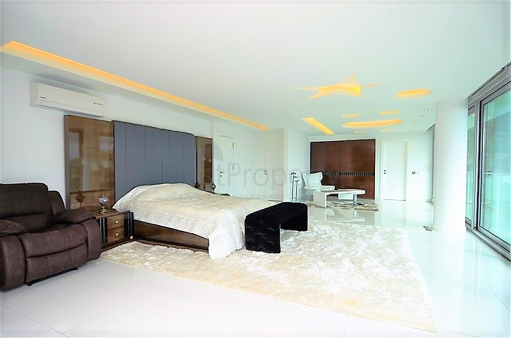 4+2 villa with a view of the historical fortress