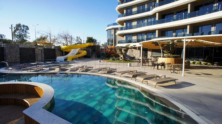 Own Amazing Beachfront Home in Kargicak District / Alanya 