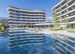 Own Amazing Beachfront Home in Kargicak District / Alanya 