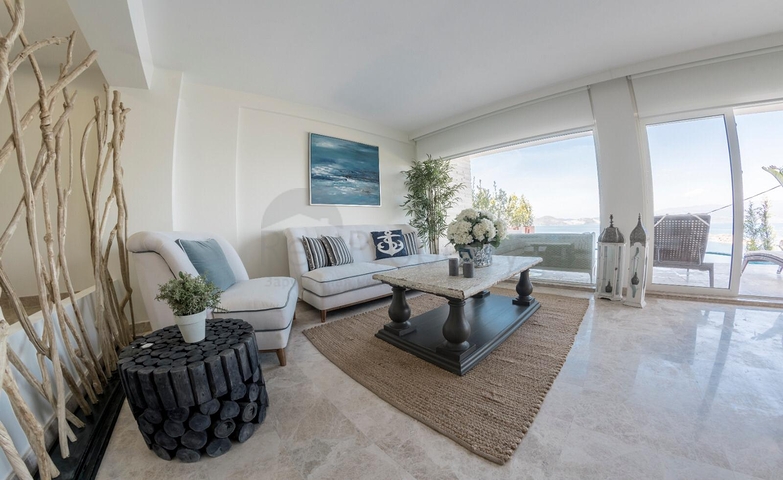 For sale Sea front apartments and villas in Bodrum 