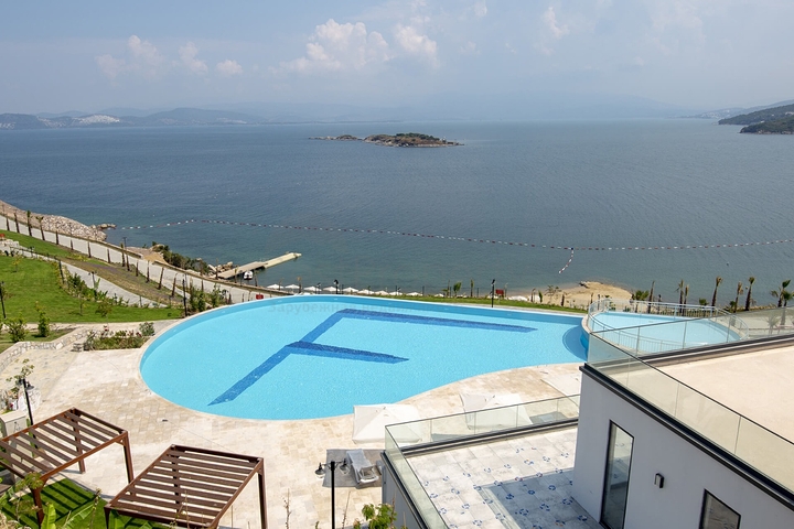 For sale Sea front apartments and villas in Bodrum 