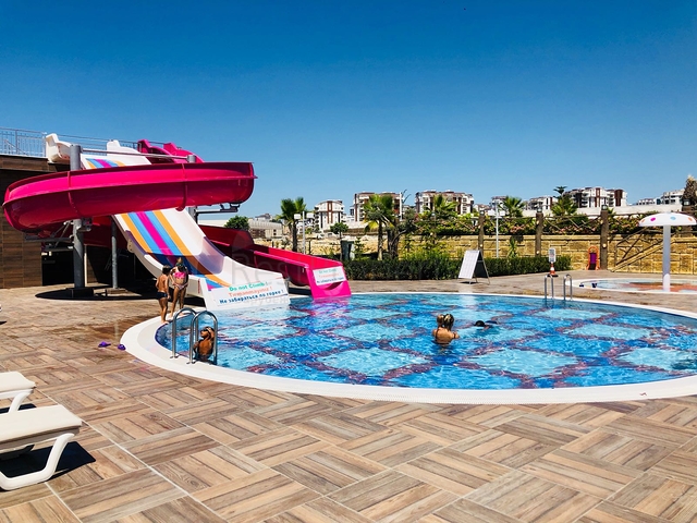 1+1 apartments for rent in a complex with hotel infrastructure in Avsallar