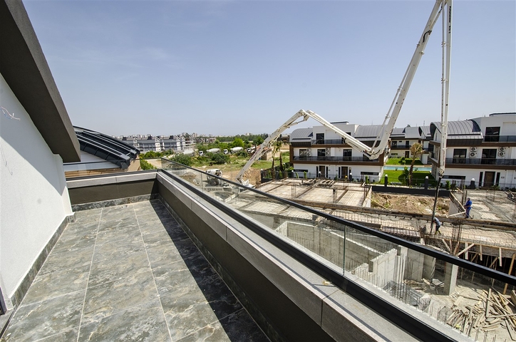 Villas at the final stage of construction in the Konyaalti area