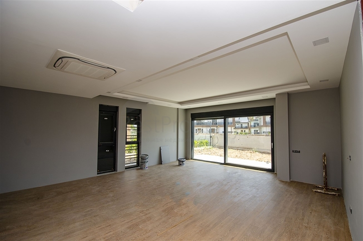 Villas at the final stage of construction in the Konyaalti area