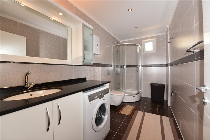 Spacious 2+1 apartment for rent in the European area of Alanya