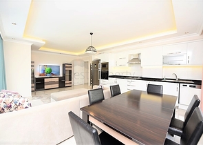 Spacious 2+1 apartment for rent in the European area of Alanya