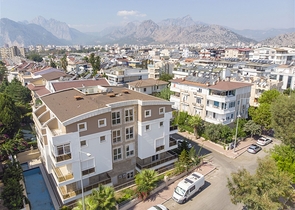 Hotel for sale in the city center of Antalya 150 m to the sea