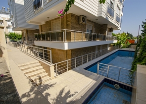 Hotel for sale in the city center of Antalya 150 m to the sea