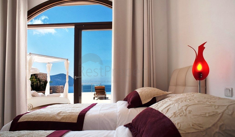 Exclusive 5+1 sea view villas in Kalkan
