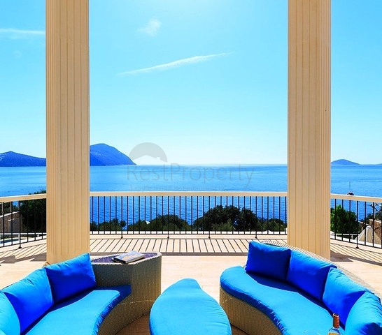 Exclusive 5+1 sea view villas in Kalkan