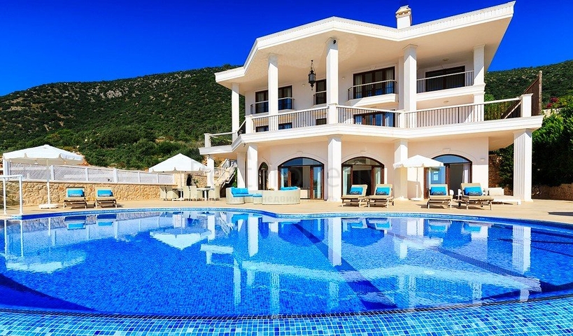 Exclusive 5+1 sea view villas in Kalkan