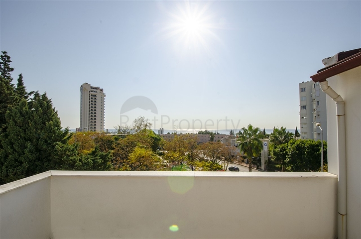 Business center for sale in Lara Antalya