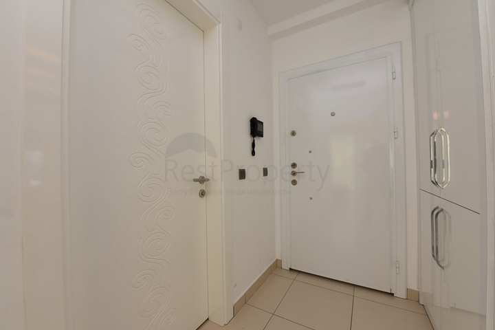 1+1 apartment in a complex with rich infrastructure