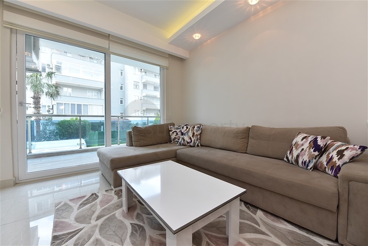 One-bedroom apartment in a complex with infrastructure 