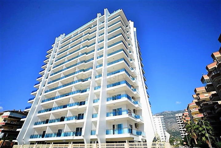 One-bedroom apartment in a complex with infrastructure 