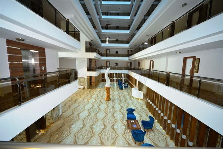 One-bedroom apartment in a complex with infrastructure 