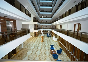 One-bedroom apartment in a complex with infrastructure 