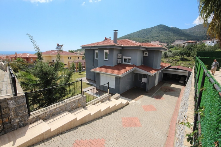 Suitable for Turkish Citizenship - Sea View Villa - In Oba / Alanya 