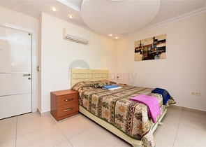 Two-bedroom apartment for rent in Avsallar district